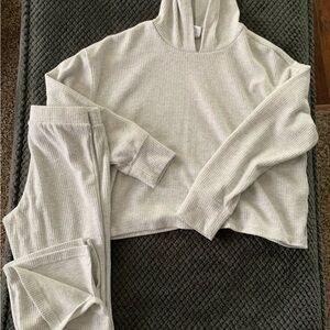 Old Navy Light Gray Ribbed Hoodie Set